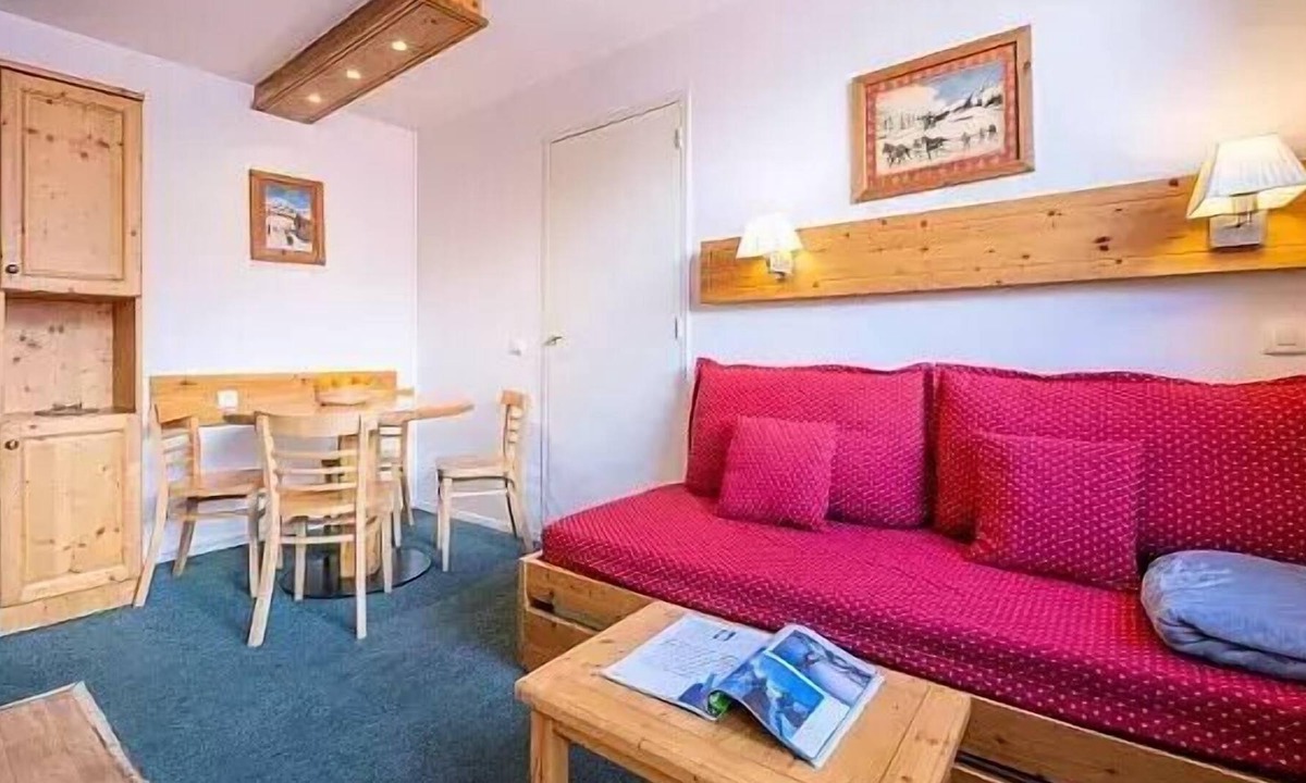 Residence Pierre Vacances Le Peillon Maeva Selection People | Meribel Centre