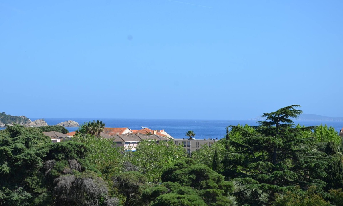 Cavaliere Apartment | SEA VIEW-STUDIO 2 PERSONS- Classified 3 *- TERRASSE ABRITEE -CLIM-PARKING PRIVE