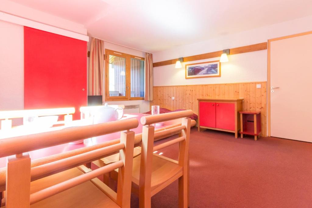 Plagne 1800 Apartment | Skissim Classic - Résidence Doronic by Travelski