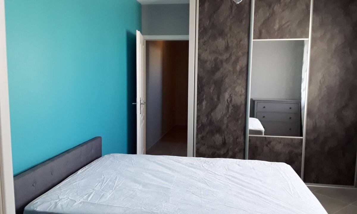 Avoine Bed & Breakfast | Small suite completely new. Independent entrance with private corridor
