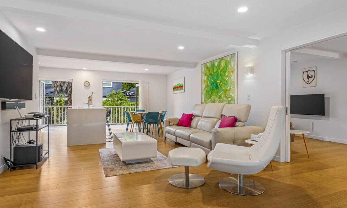 St. Heliers House | Spacious Executive Home