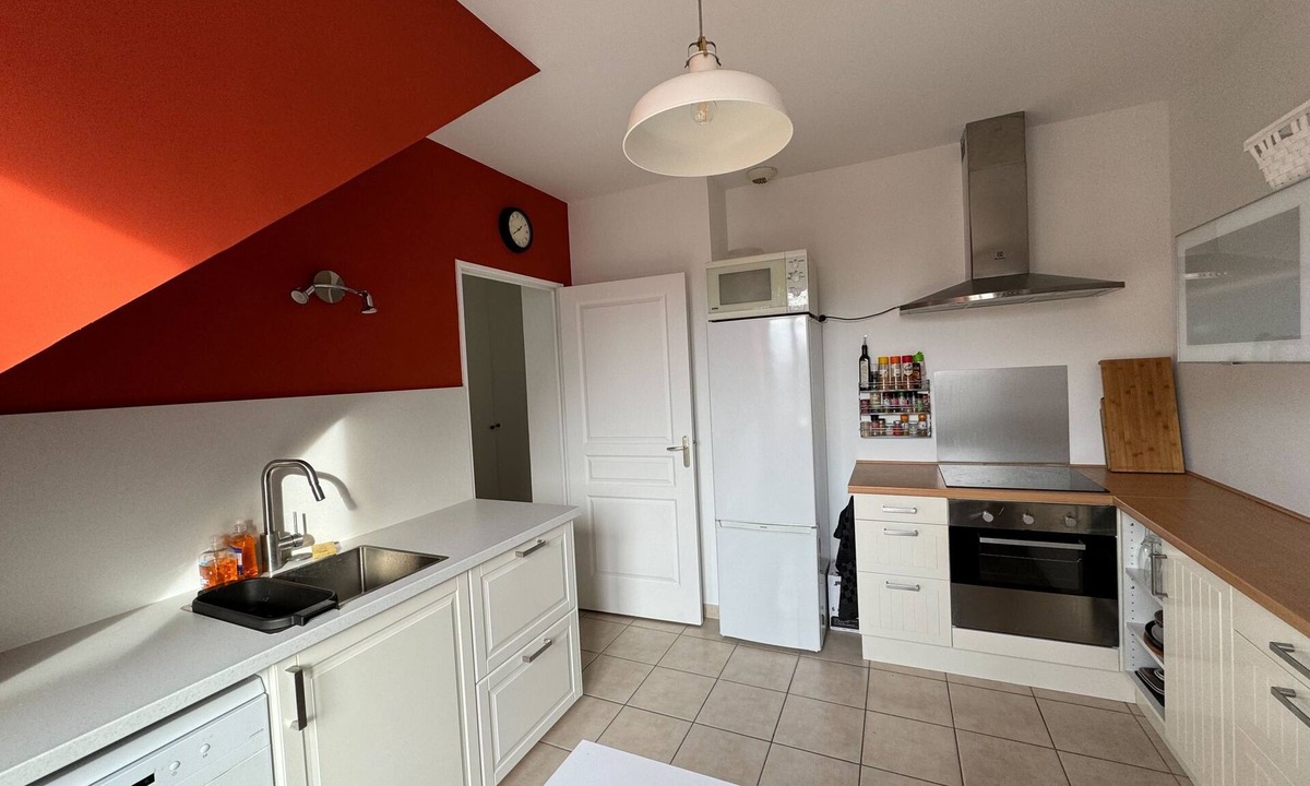 Saint-Jean Apartment | Spacious flat with terrace