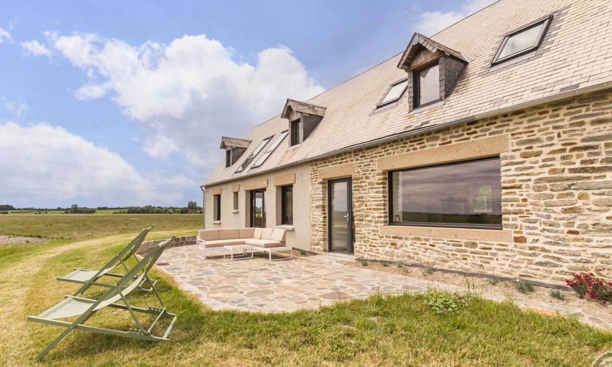 Vains Cottage | Spacious house in Vains with stunning view