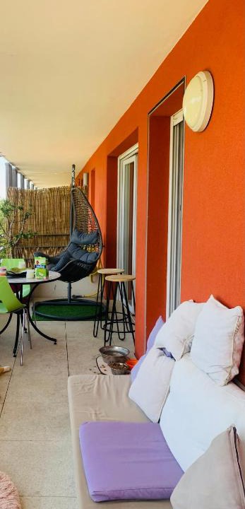 Juvignac Apartment | T2 avec grande terrasse plongeant sur une forêt