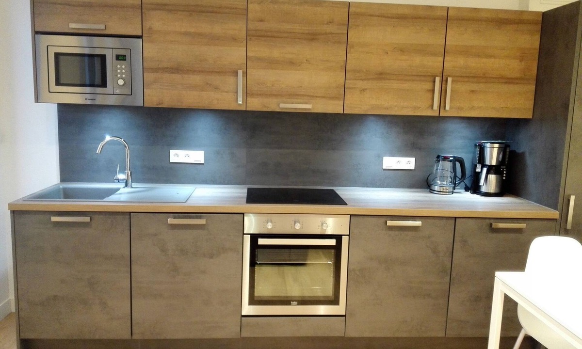 Saint-Quentin Apartment | T2 Helle Stadtzentrum Voltaire Zimmer Hof by Interhome