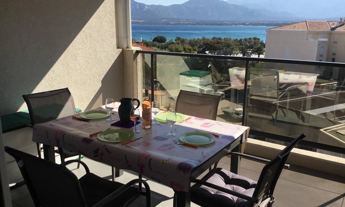 Calvi Apartment | THIS T2 OF ALL COMFORT AND WELL LOCATED CAN ONLY SEDUCE YOU