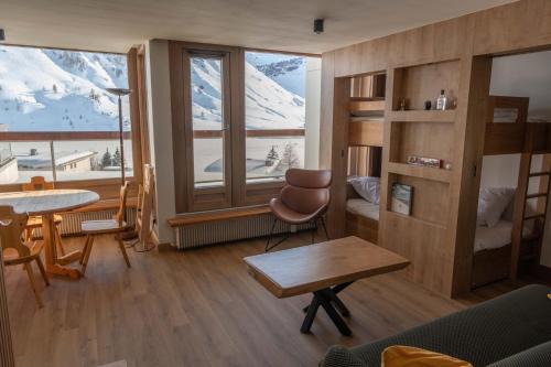 Tignes le Lac Apartment | Tignes Lac - Appartement rénové - 50 m des pistes