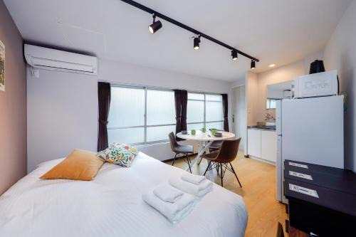 Yoyogi Apartment | TS Yoyogi by Tranova