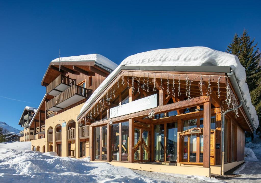 Doucy-Combelouviere Apartment | Vacancéole - Résidence Le Beauregard