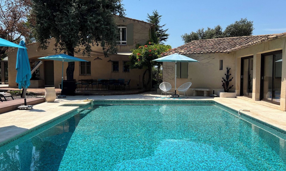 Merindol House | Villa Maya : Large villa and amazing pool in Luberon