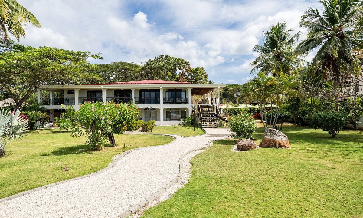 Potrero House | Villa Potrero Luxury Private Beachfront Home with Housekeeper, Concierge