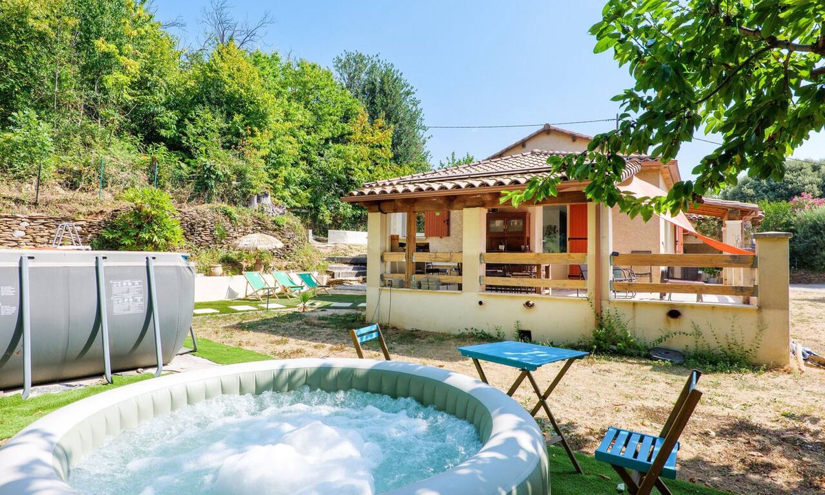 Chamborigaud Villa | Villa 'Parvanelles En Cévennes' with Mountain View, Wi-Fi and Air Conditioning