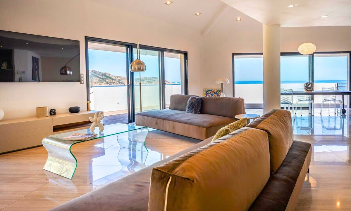 Calvi Villa | Villa with panoramic view of the Revellata lighthouse and private access to the sea.