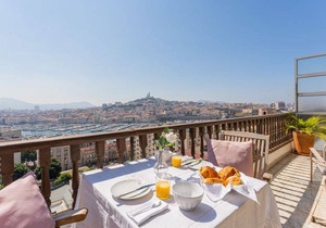 107 m² Apartment ∙ 2 bedrooms ∙ 4 guests