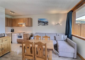 10m from ski slopes, 1st floor, balcony, ski locker, 33m², Méribel-Mottaret