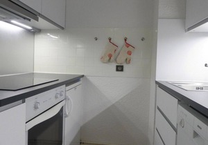 10m from ski slopes, 3rd floor, balcony, fireplace or stove, 55m², Méribel-Mottaret