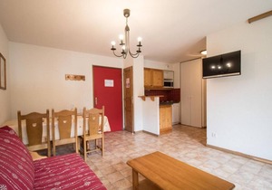 10m from ski slopes, 1st floor, balcony, parking, tv, ski locker, 40m², Val Cenis