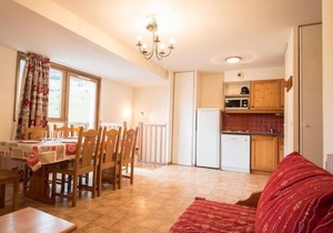10m from ski slopes, view mountain, terrace, parking, tv, ski locker, 63m², Val Cenis