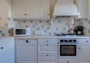 2-BEDROOM APARTMENT WITH TERRACE (N°512)