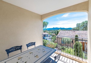 2-BEDROOM APARTMENT WITH TERRACE (N°512)