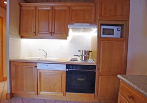 200m from ski slopes, 2nd floor, terrace, tv, ski locker, 75m², Champagny-en-Vanoise