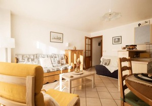 250m from ski slopes, 2nd floor, balcony, parking, ski locker, 48m², Valloire
