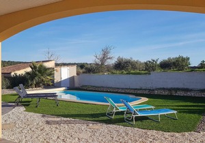 3 bedroom nice home in Quarante