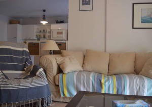 3-room house with garden, BBQ, pets allowed in Banyuls-sur-Mer