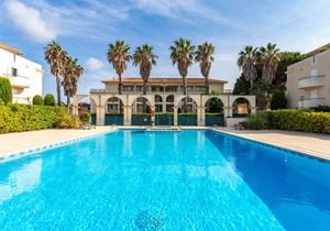 33 m² Resort ∙ 2 bedrooms ∙ 4 guests
