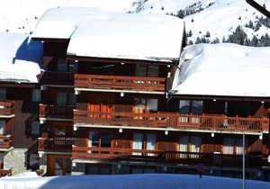50m from ski slopes, 1st floor, view limited, balcony, 30m², Méribel-Mottaret