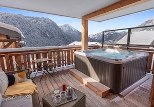 6-person flat, modern, cosy with spa, close to the centre and ski slopes