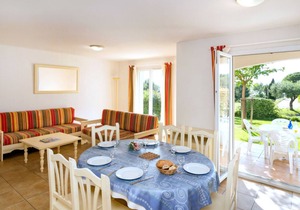 60 m² House ∙ 2 bedrooms ∙ 6 guests