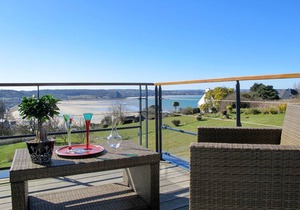 65 m² Apartment ∙ 2 bedrooms ∙ 4 guests