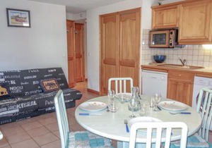 Apartment Jardins Alpins 4 by Interhome
