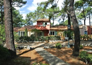 Apartment in Corsica with Beach Access