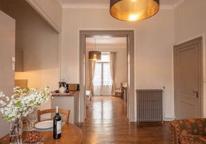 Apartment in the heart of Sarlat with balcony