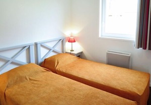 Apartment Le Domaine des Grands Lacs (PNS202) in Parentis en Born - 6 persons, 2 bedrooms
