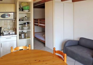 Apartment Les Flots Bleus (BPL400) in Biscarrosse - 6 persons, 2 bedrooms