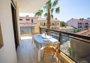 Apartment Saint James-9 by Interhome