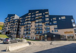 Apartment Villaret 604 by Interhome