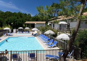 Apartment with garden, just 350 m. from beach