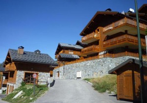 Appartement Confort+ avec Balcon et Parking - 3 Chambres, 6 pers, WiFi - Les Menuires - FR-1-452-315
