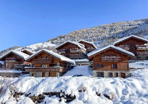 Appartement Confort+ avec Balcon et Parking - 3 Chambres, 6 pers, WiFi - Les Menuires - FR-1-452-315