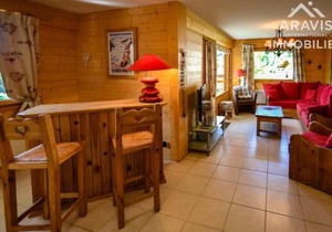 Appartement de Charme 4 Ch, Balcon Sud, Proche Pistes/Commerces, Garage Inclus! - FR-1-391-41