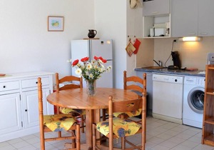 Appartement Le Lavandou, 2 pièces, 4 personnes - FR-1-251-292