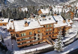 Appartement skis aux pieds avec accès SPA, conciergerie 5*, balcon orienté Ouest - FR-1-613-54