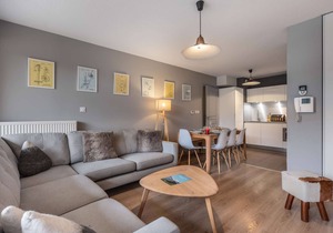Apt for 6 pers - modern, central, next to ski slopes