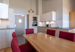Beautiful 4-room apt with pool, spa, gym, parking and WIFI included at Arcs 1800