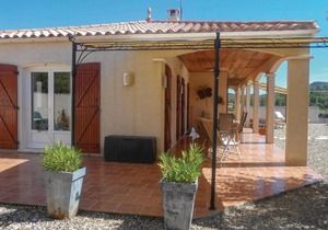 Beautiful Home In Prades Sur Vernazobre