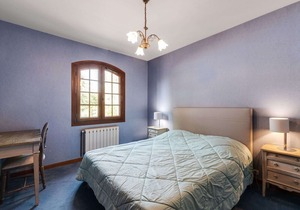 Beautiful Villa with Private Garden in Pineuilh Aquitaine